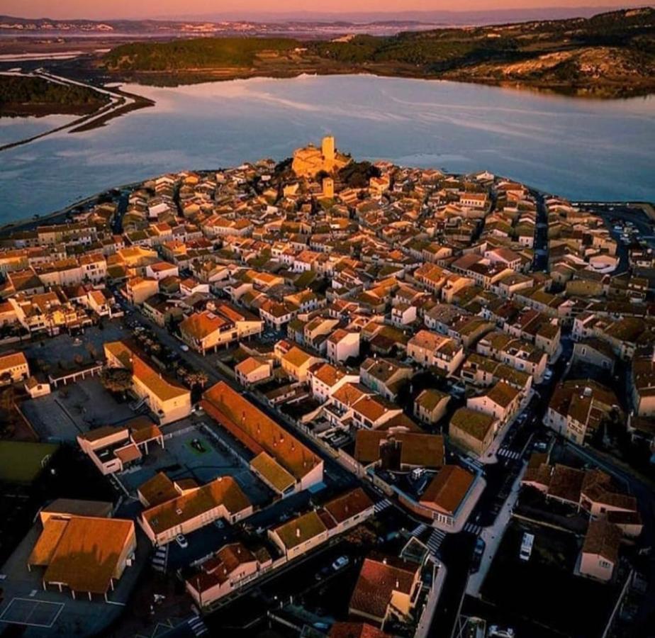 Gruissan Village La Case A Bulles Exterior photo